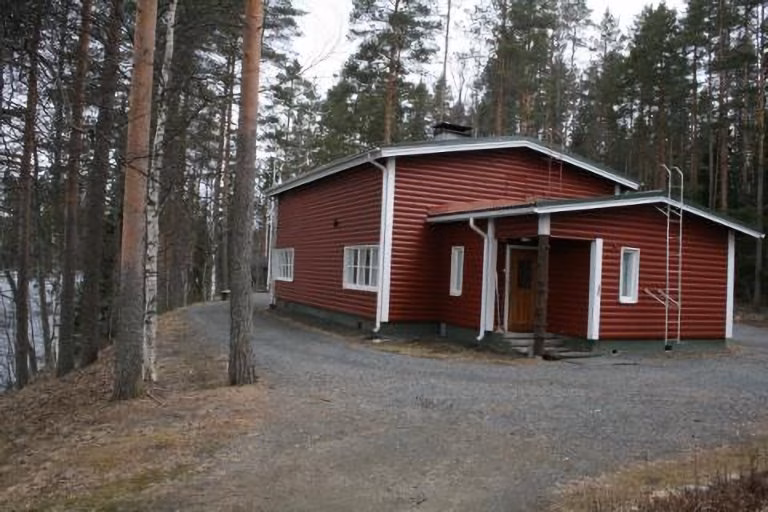 Iso maja